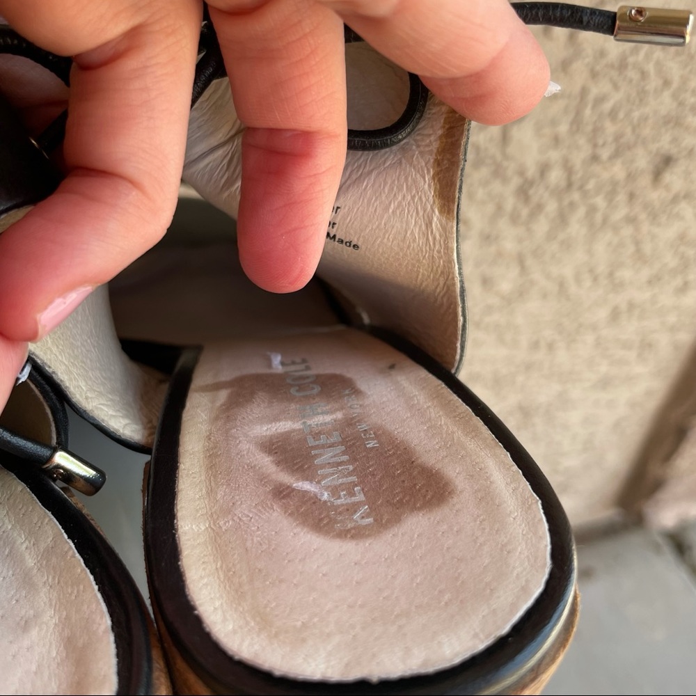 KENNETH COLE Black Leather Katarina Open Toe Chunky Sandal Heels Sz 9 - Picture 12 of 13